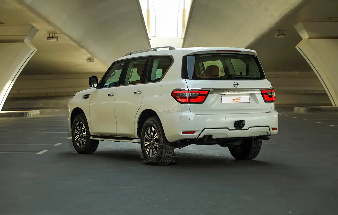 Rent the spacious Nissan Patrol Whiite SUV in Dubai