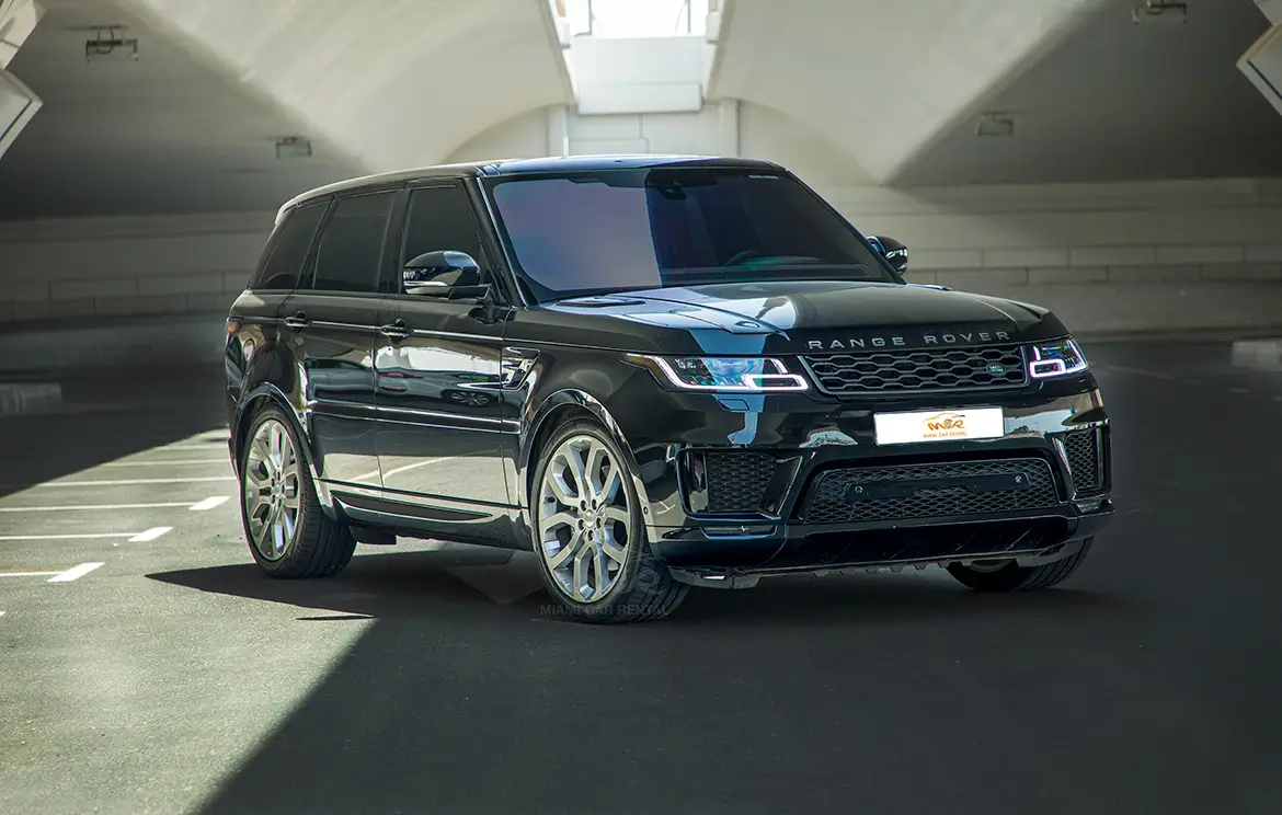 Lease the powerful Range Rover Sport Black sports SUV in the UAE