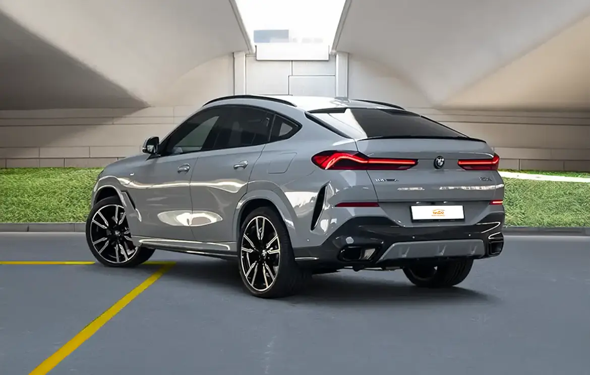 Rent the powerful BMW X6 M40i sports SUV in the UAE